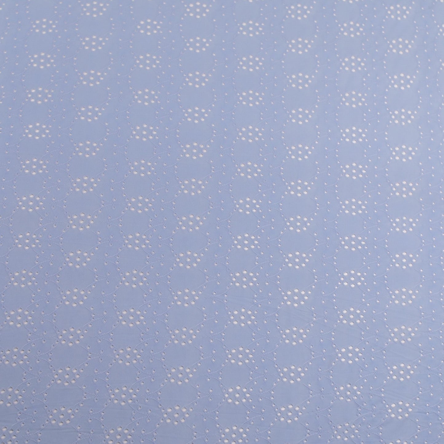 BRODERIE SPANDEX CELESTE PETIT FOUR CANASTA FLORAL