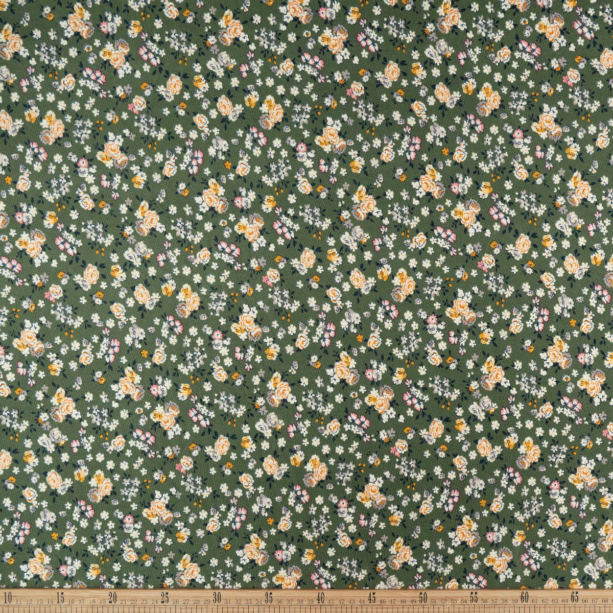 PIEL DE DURAZNO ESTAMPADO VERDE RAMA FLOREADO