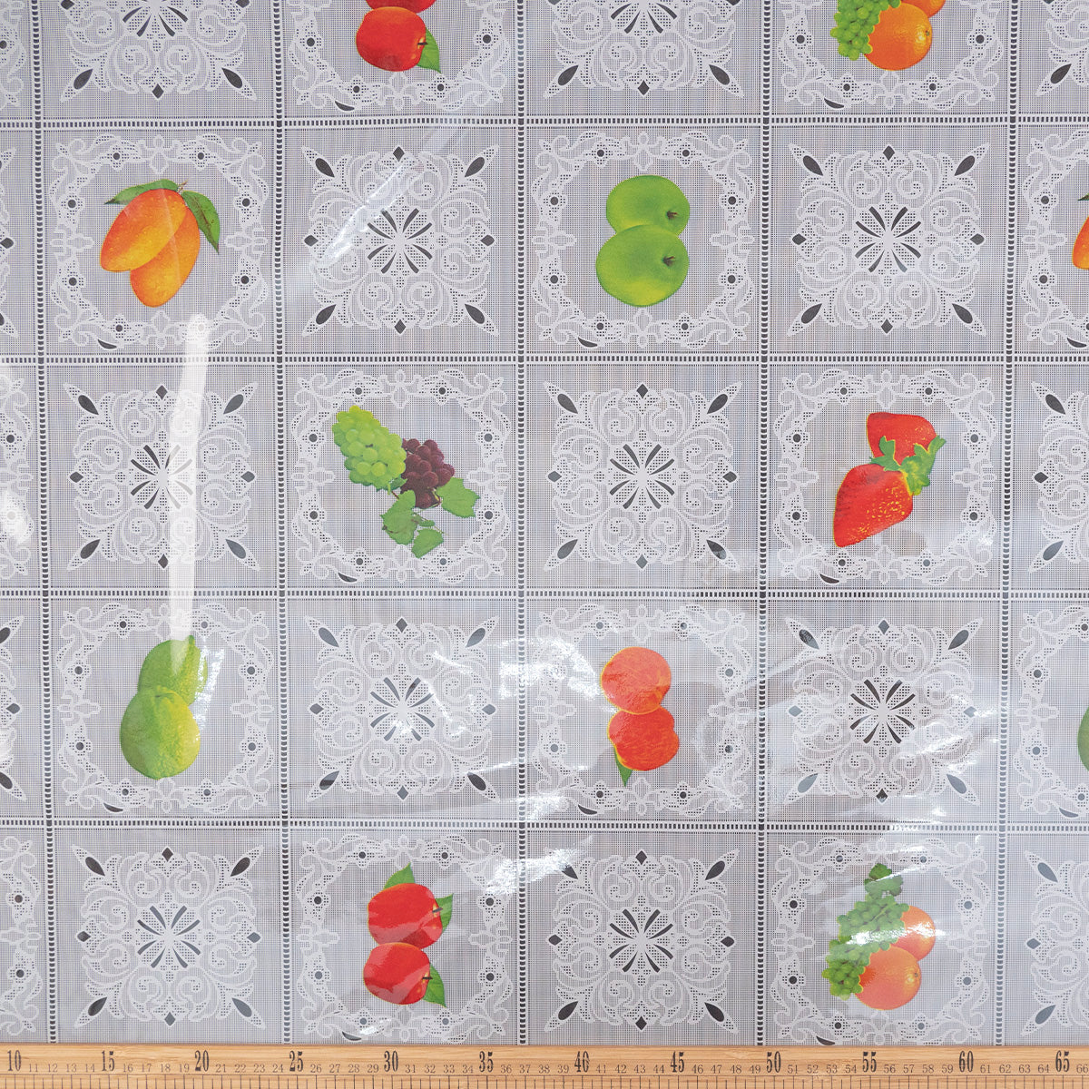 PVC ESTAMPADO BLANCO BRILLANTE FRUTAL