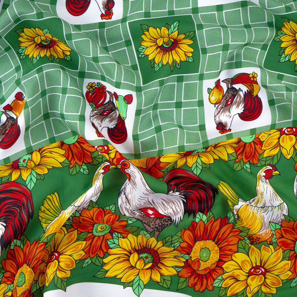 MANTELERIA ESTAMPADO VERDE FRIJOL CON FLORES Y GALLINAS