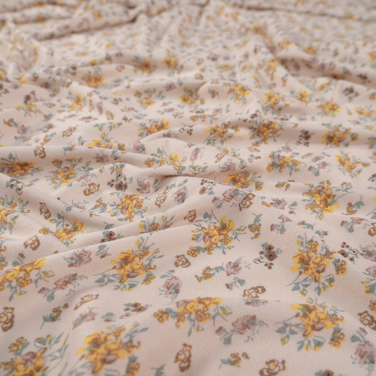 PIEL DE DURAZNO ESTAMPADO NATURAL POLVO PUFF FLOREADO