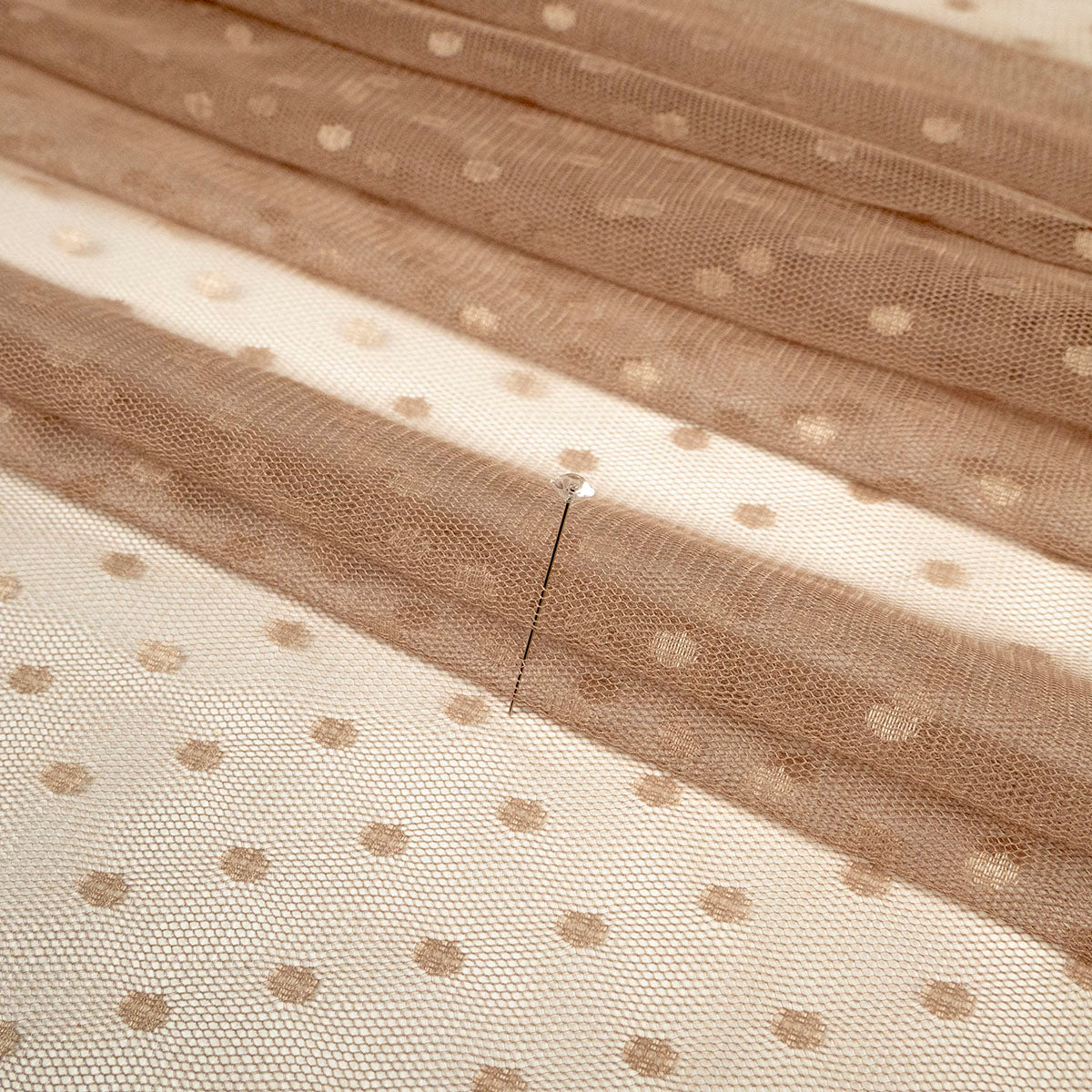 TUL PLUMETI LOLA BEIGE DOESKIN