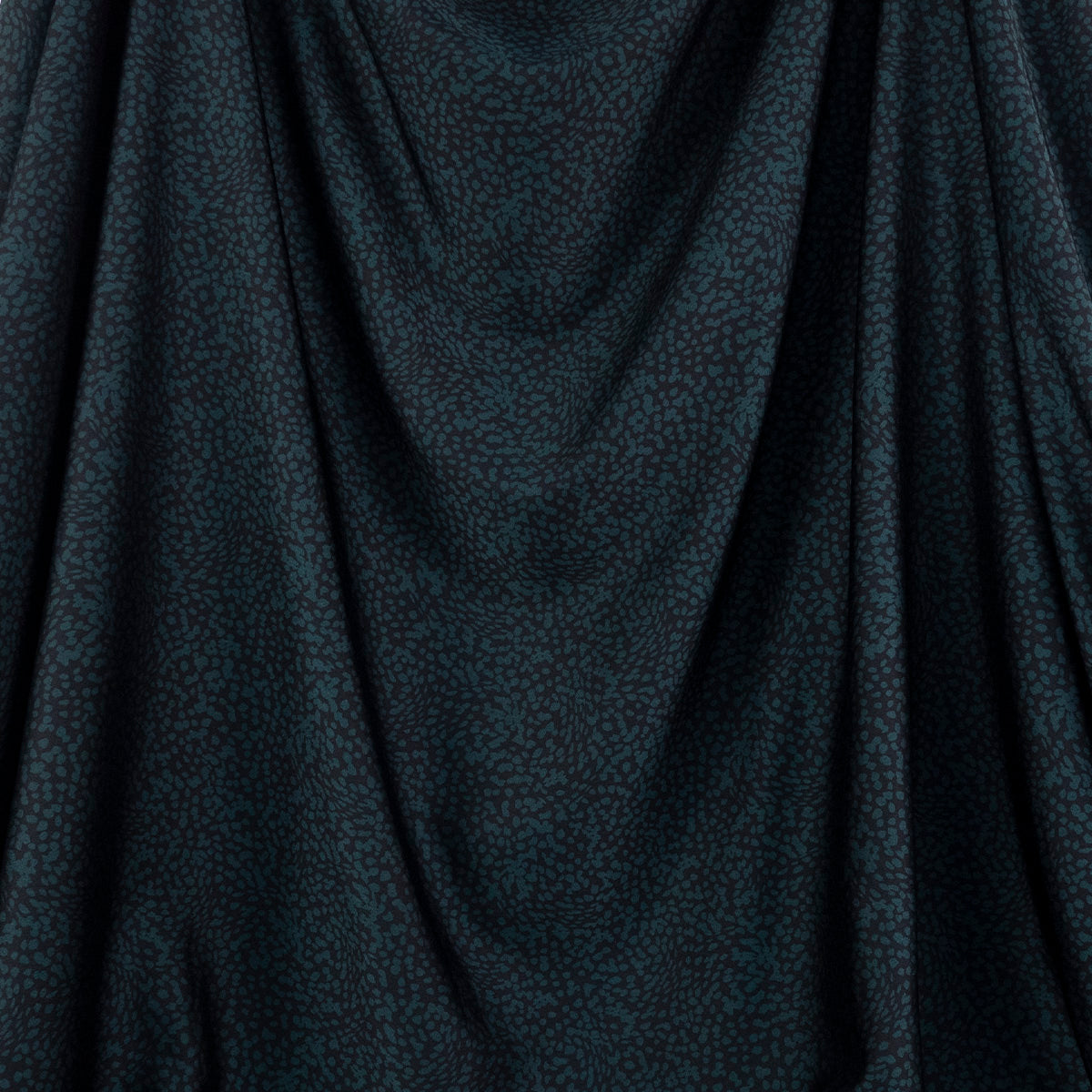SATEN CREPE ESTAMPADO NEGRO METEORITO