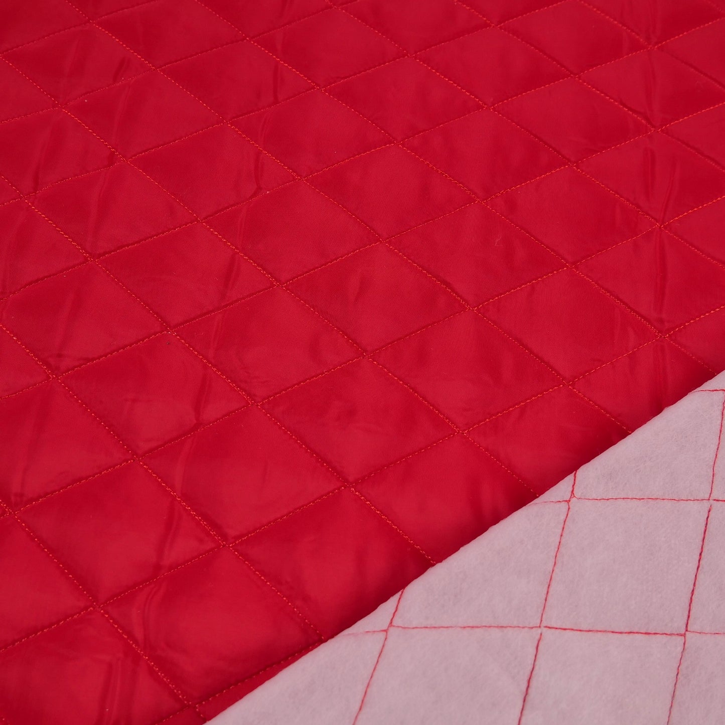 MATELASSE LISO ROJO MARTE ROMBOS