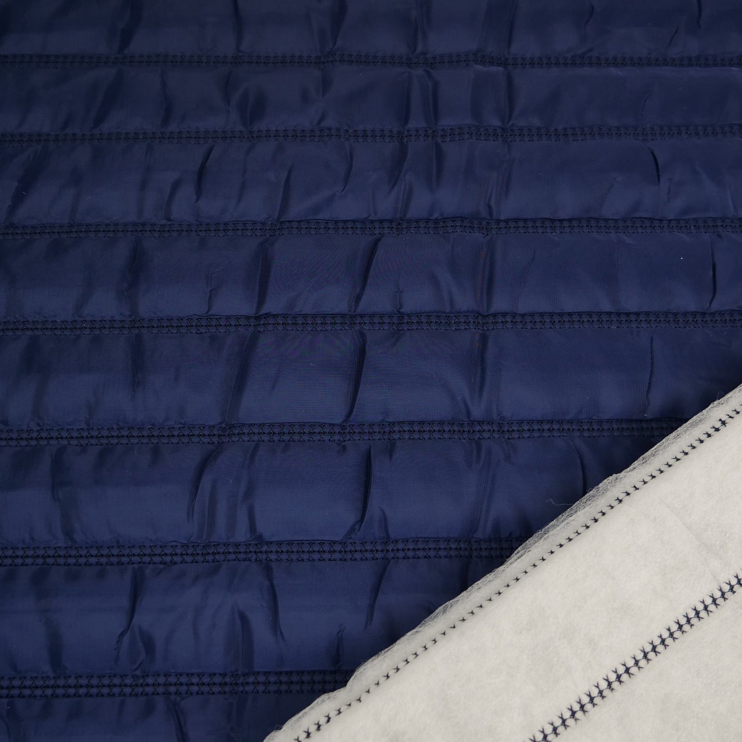 MATELASSE LISO AZUL DRESS RAYAS