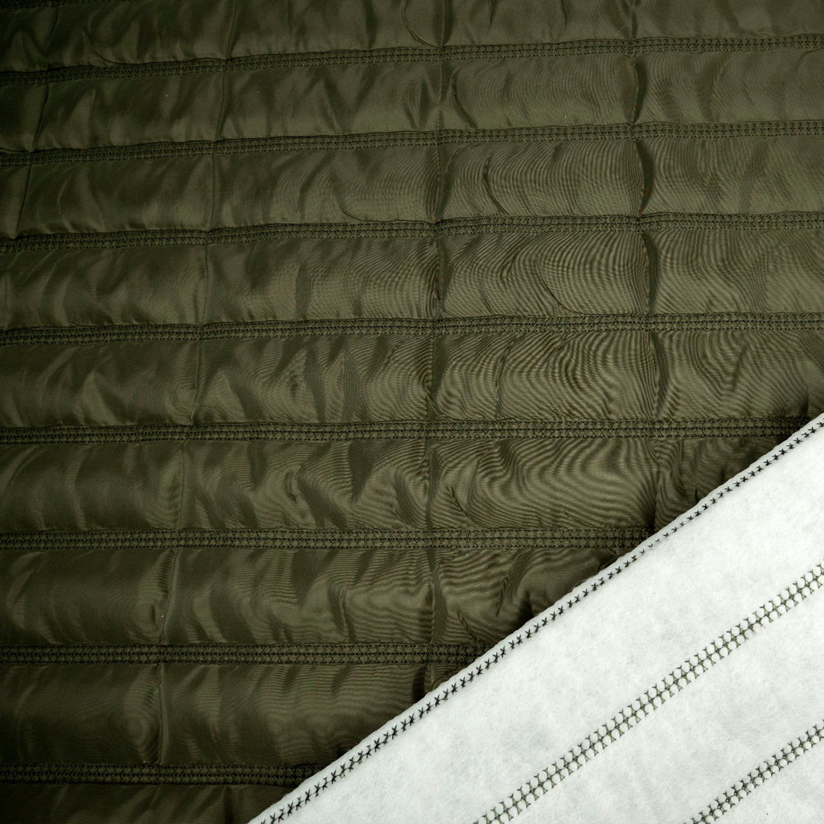 MATELASSE LISO VERDE MUSGO RAYAS