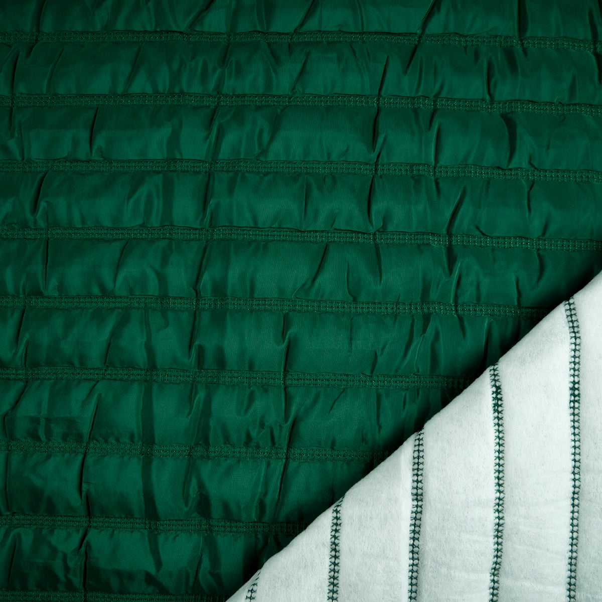 MATELASSE LISO VERDE RAYAS DOBLES