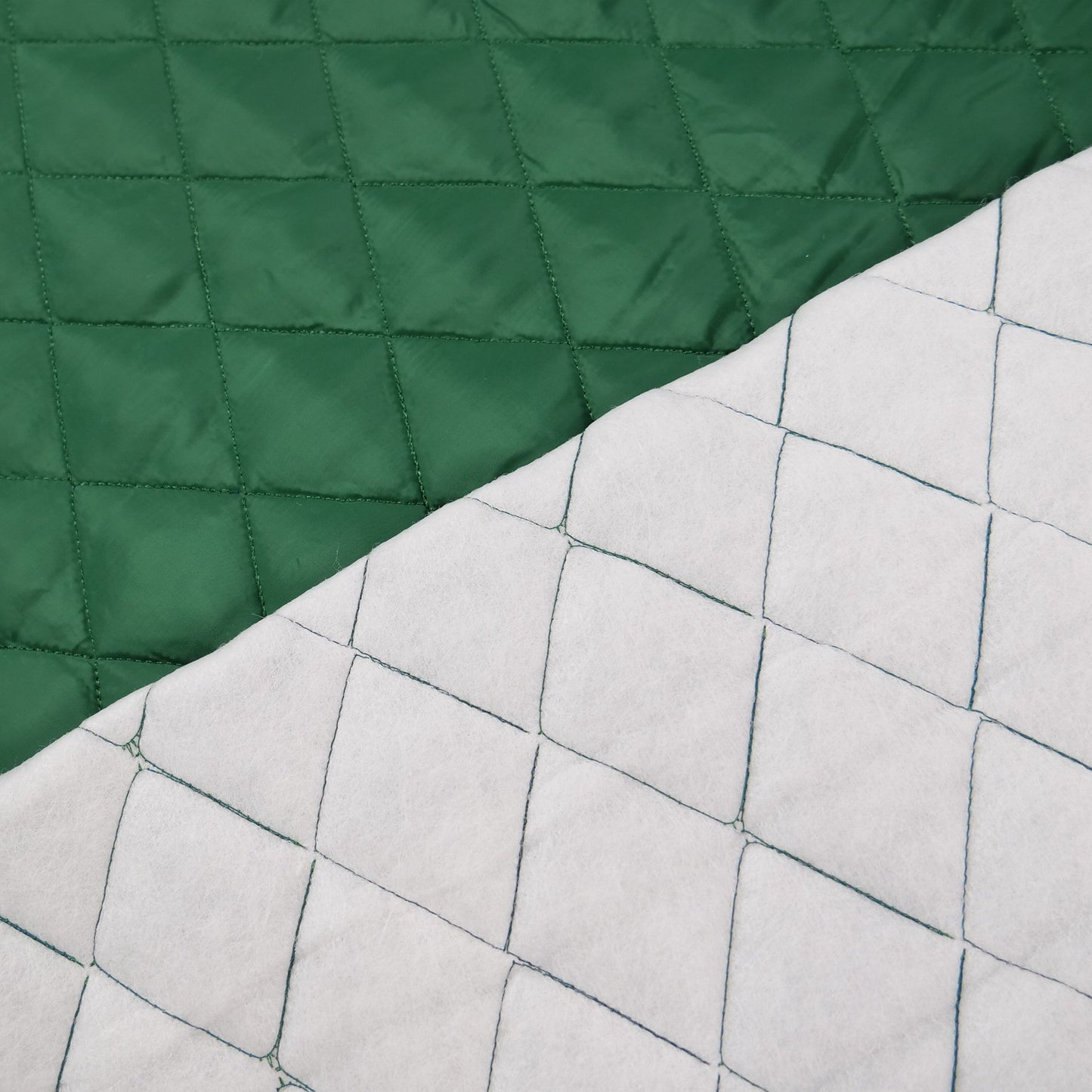 MATELASSE LISO VERDE ROMBOS
