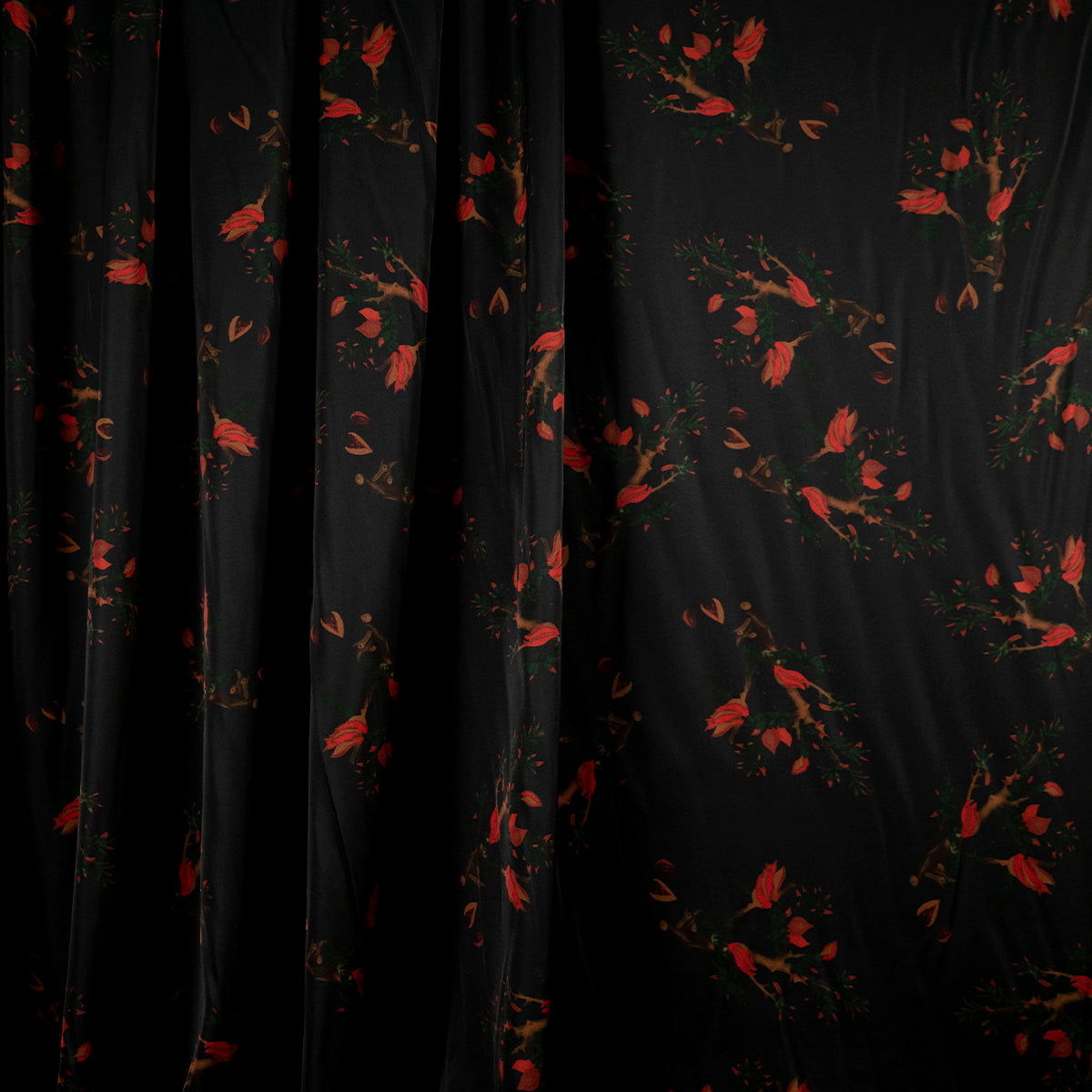 GASA SATINADA ESTAMPADO NEGRO METEORITO
