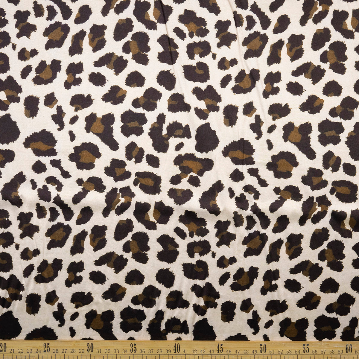 SATEN ESTAMPADO BEIGE ANGORA ANIMAL PRINT