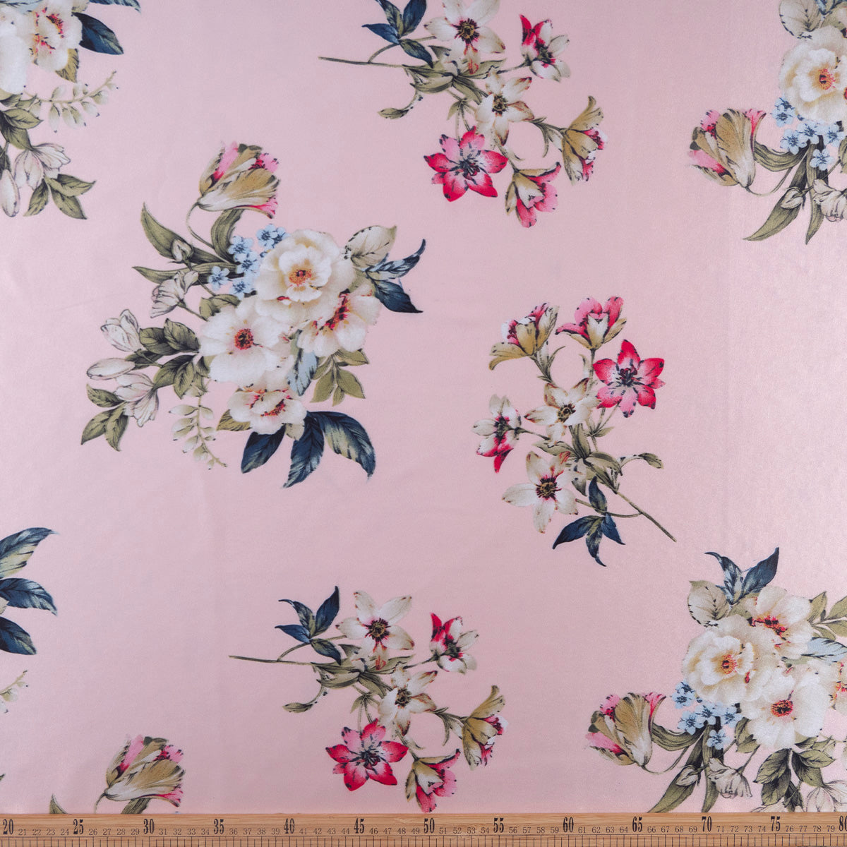 SATEN ESTAMPADO ROSA NOVIA FLORES