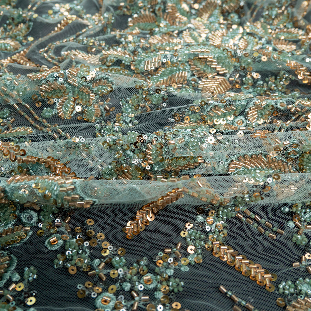 TUL PRADA VERDE TEAL CON FLORES Y HOJAS