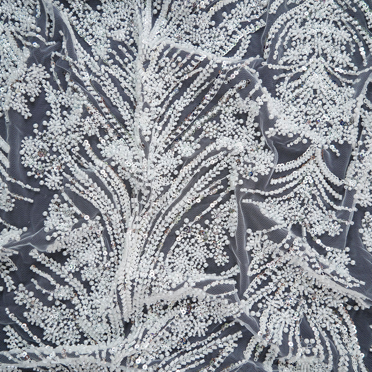 TUL PRADA BLANCO BRILLANTE PERLAS Y CANUTILLOS