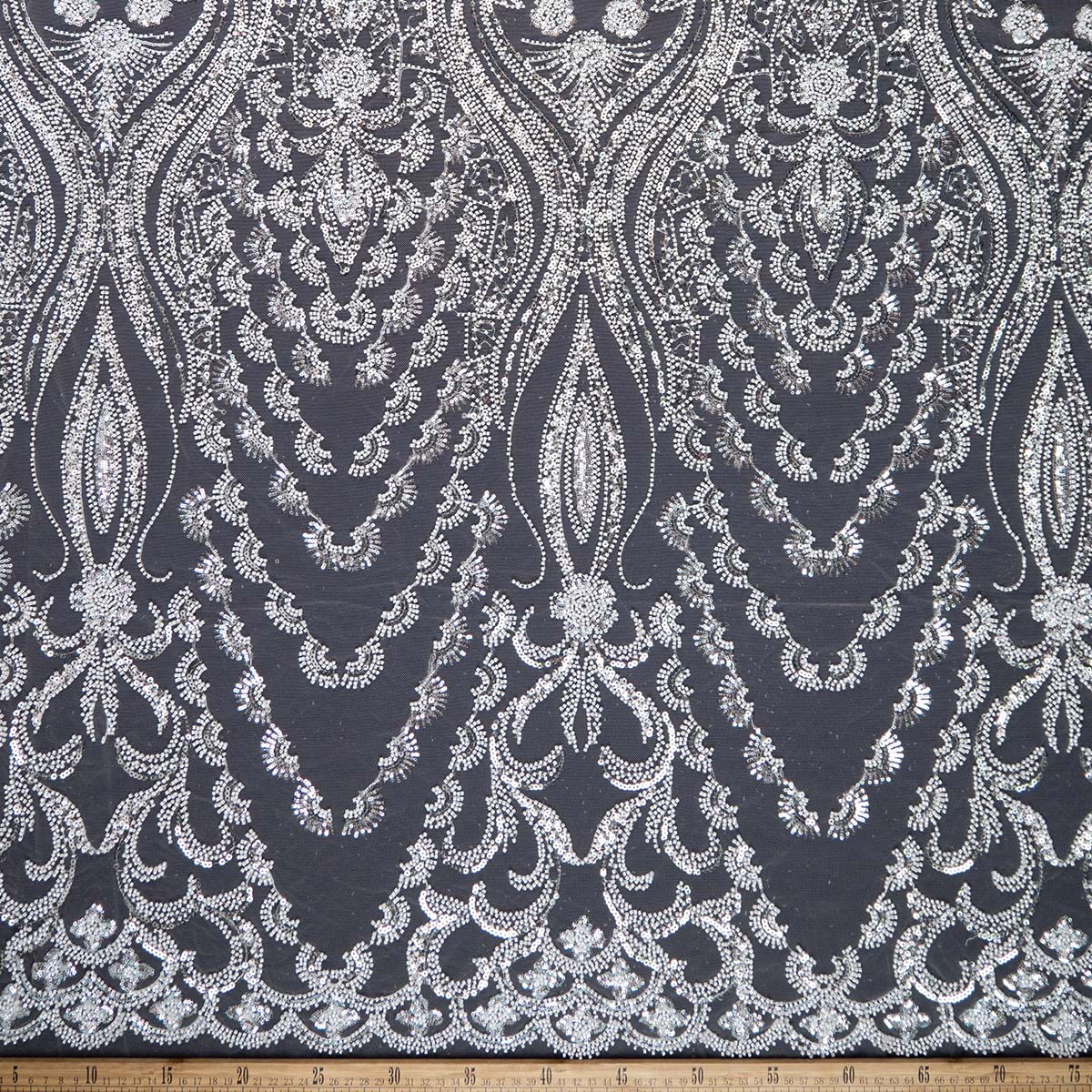 TUL PRADA BLANCO BRILLANTE DAMASCO Y FLORES