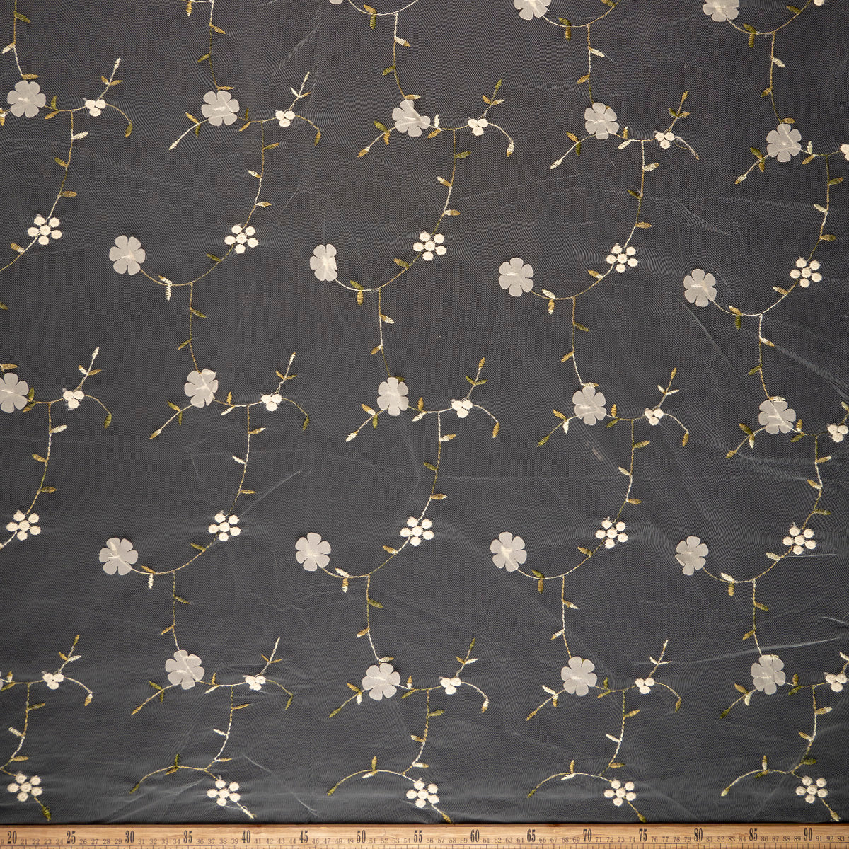 TUL LOLA BLANCO PAPIRO RAMAS CON FLORES