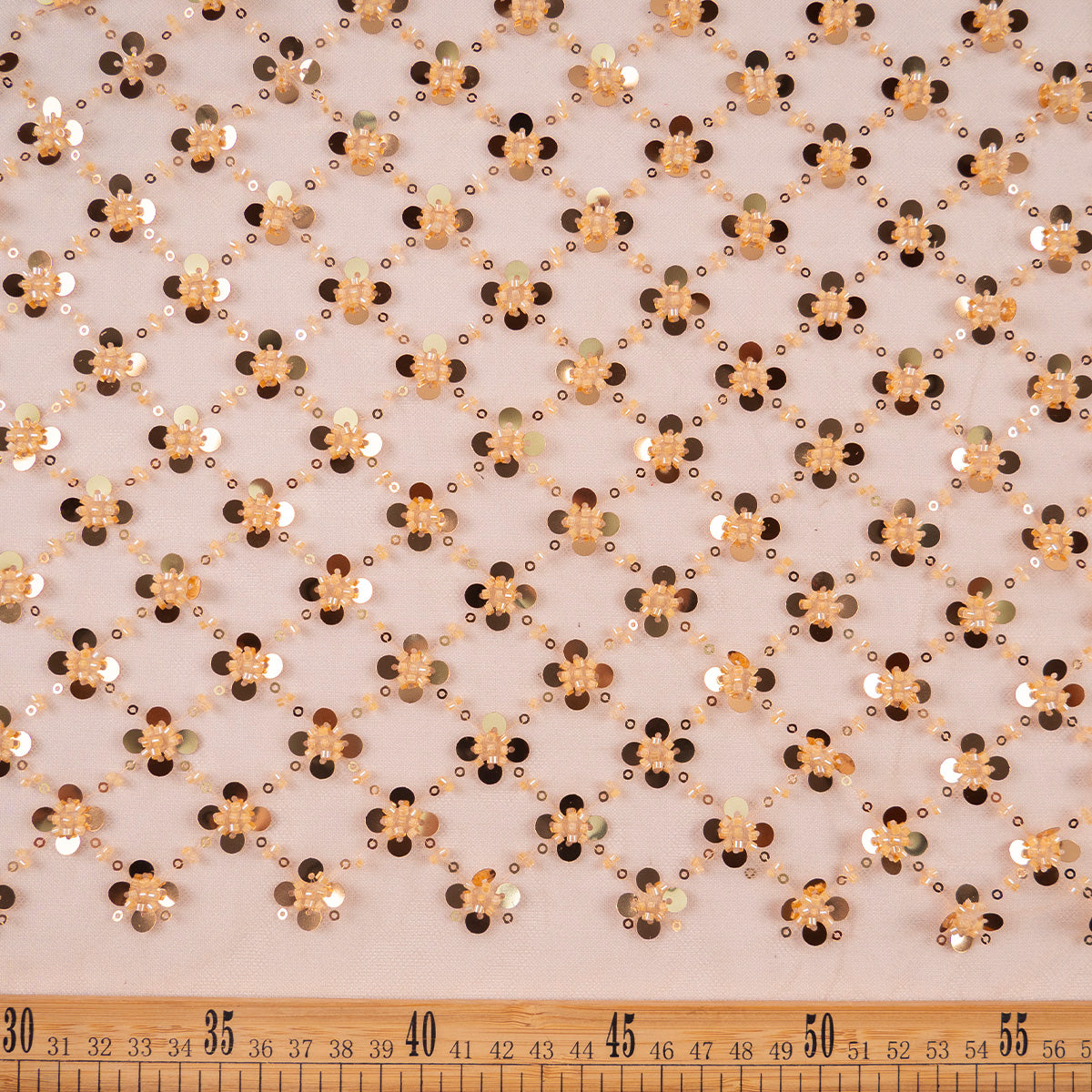 TUL ISABELLA CAMEL PRALINE CON FLORES BRILLANTES PEQUEÑAS