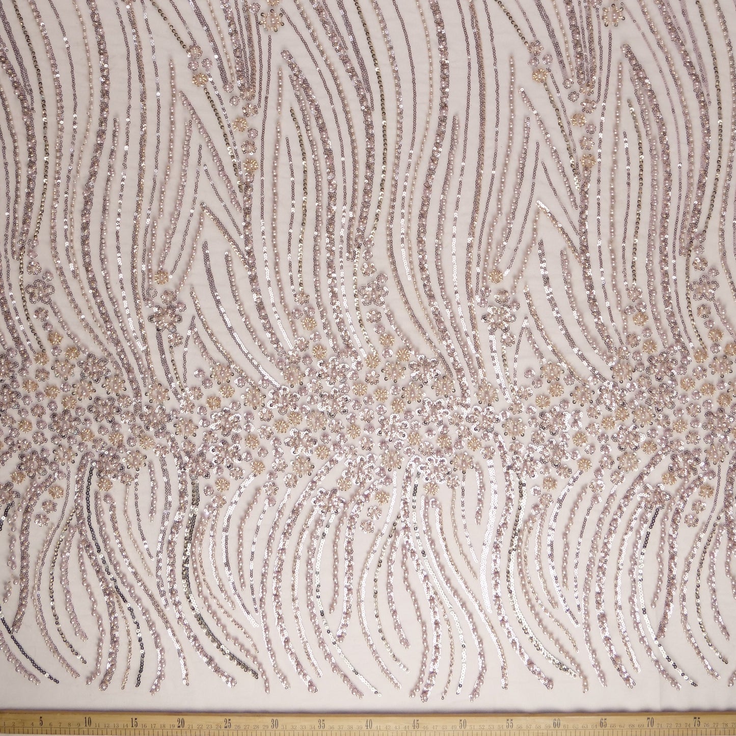 TUL GABBANA LILA ELDERBERRY CON FLORES PEQUEÑAS Y HOJAS