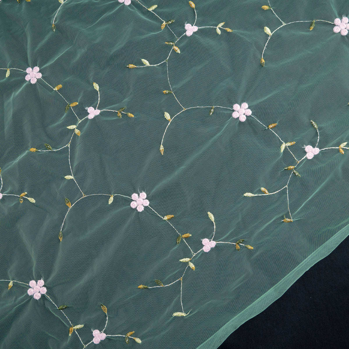 TUL SOPHIA VERDE AGUA ARANA CON FLORES PEQUEÑAS