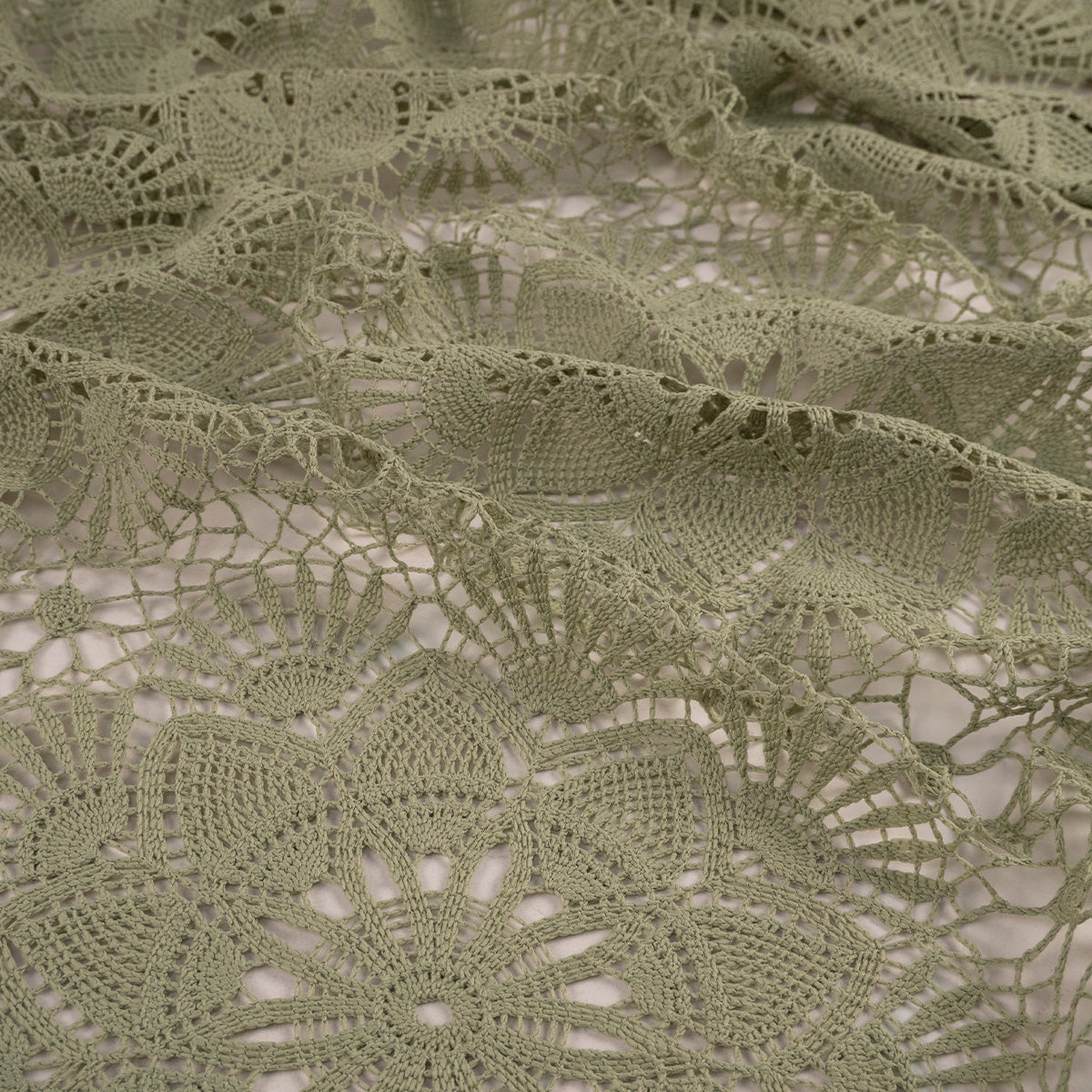 MACRAME BLANCO VERDE RESEDA CON MANDALAS