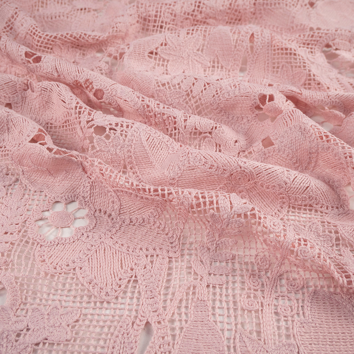 MACRAME BLANCO ROSA VIEJO CON FLORES Y HOJAS