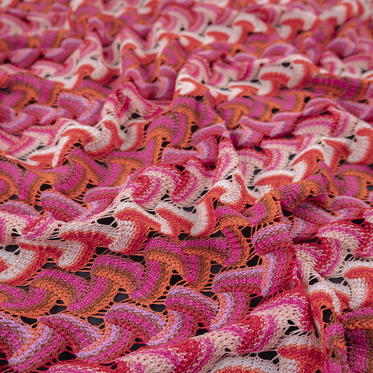 MACRAME ROSA CARMIN