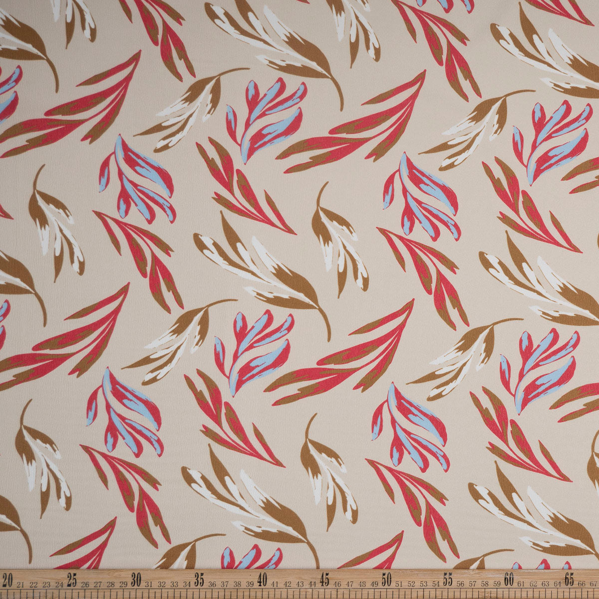 CREPE LAUREN ESTAMPADO BEIGE LANA HOJAS FINAS COLORIDAS