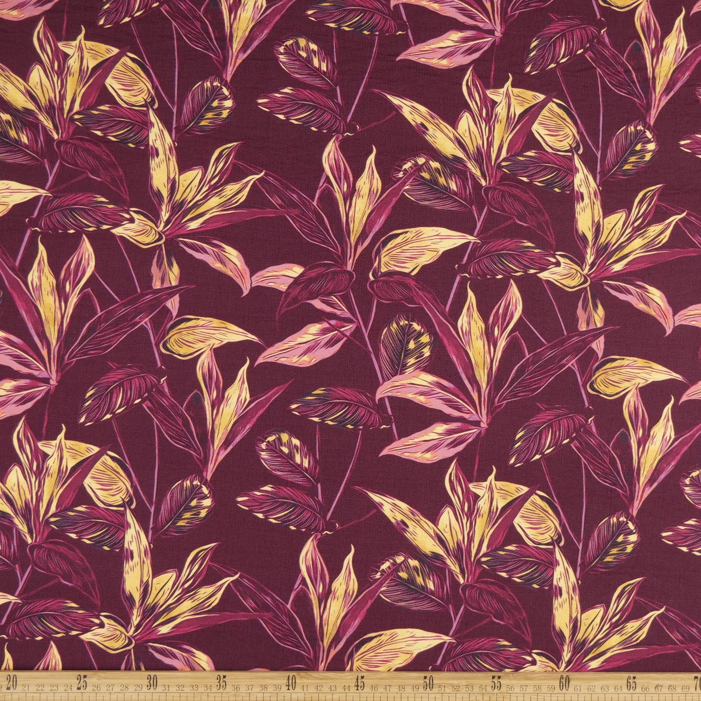CREPE GILLY DIGITAL PRINT PURPURA CIRUELA HOJAS