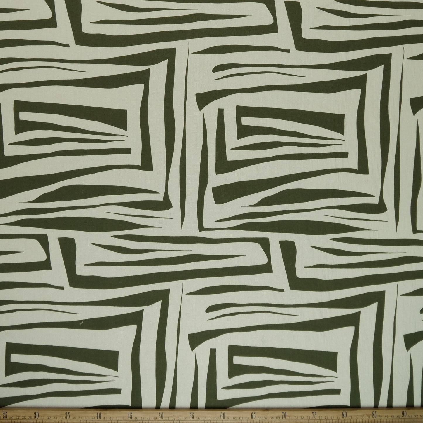 CREPE GILLY DIGITAL PRINT BLANCO BRILLANTE ACEBRADO