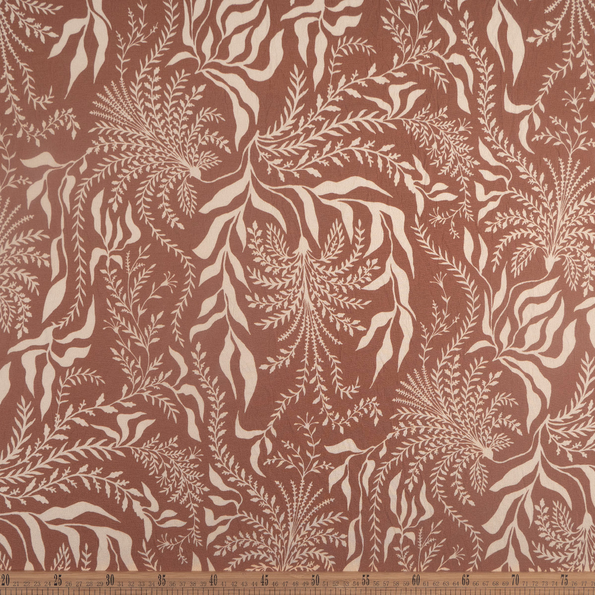 CREPE GILLY DIGITAL PRINT MARRON CASTAÑO