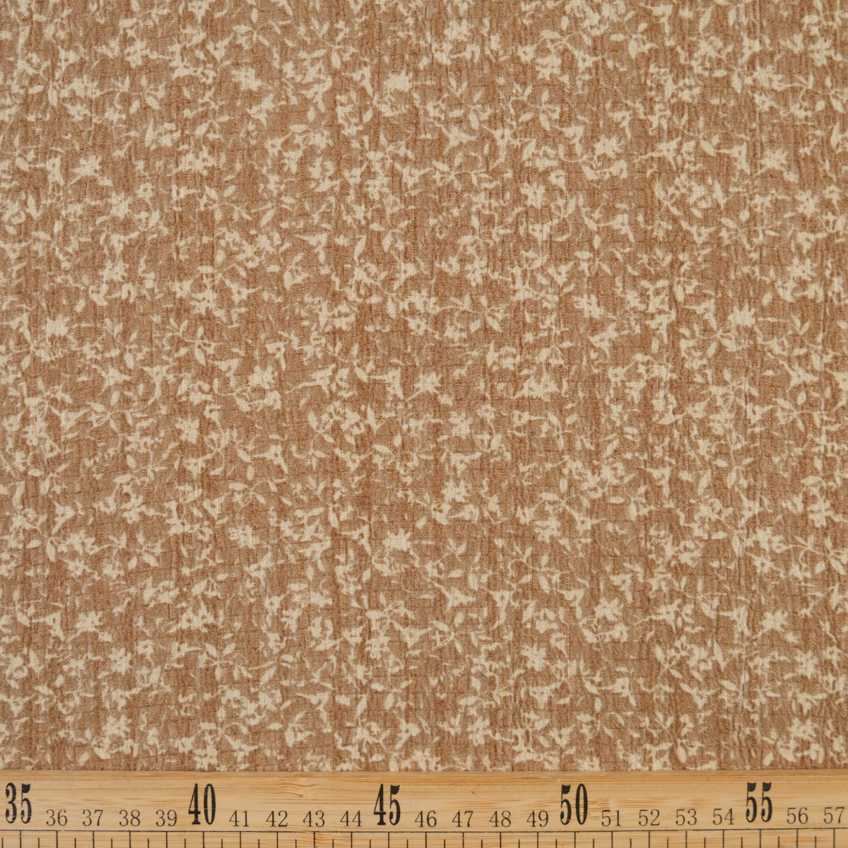CREPE MARINA ESTAMPADO BEIGE SPONGE FLORAL PEQUEÑO