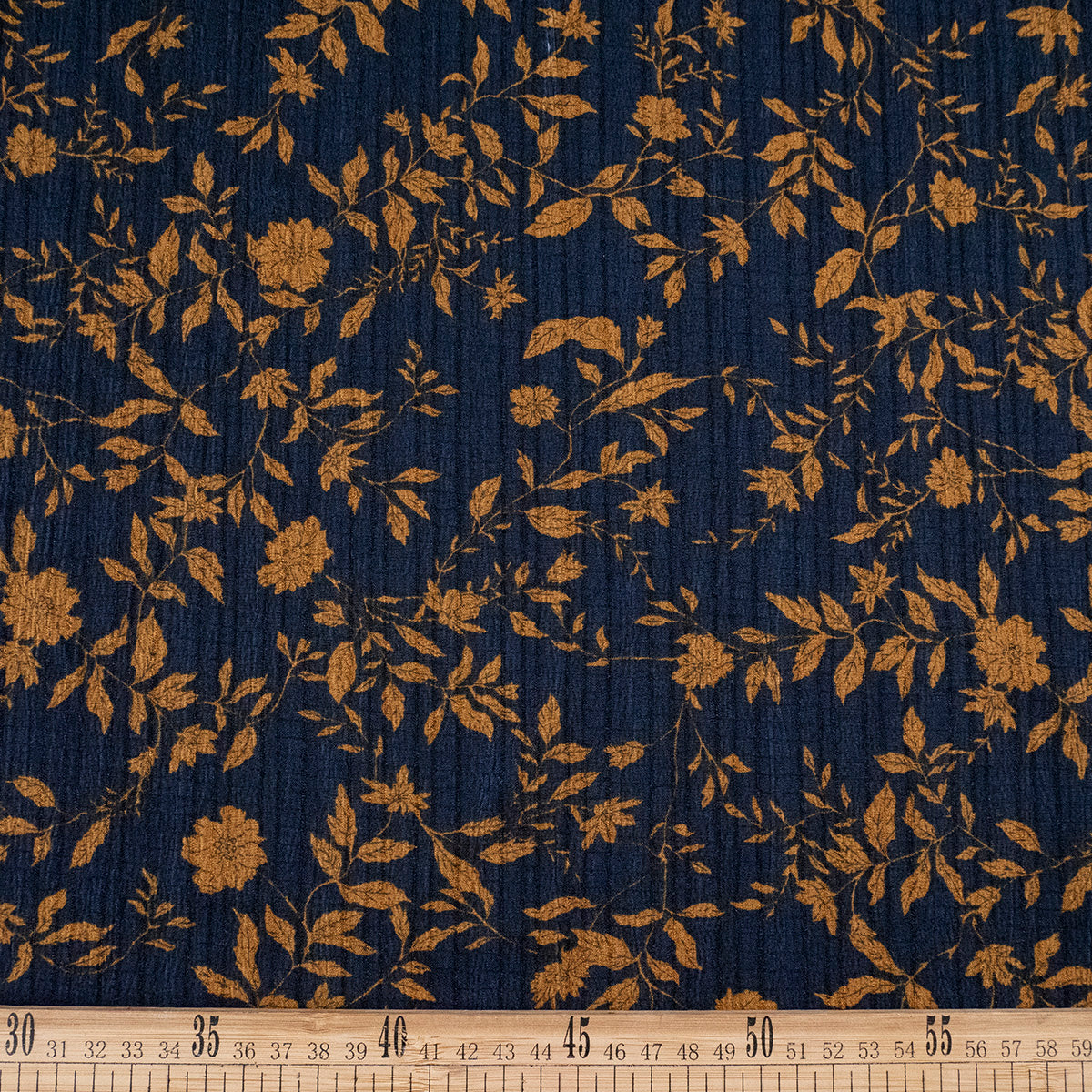 CREPE MARINA ESTAMPADO AZUL INSIGNIA FLORAL MEDITERRANEA