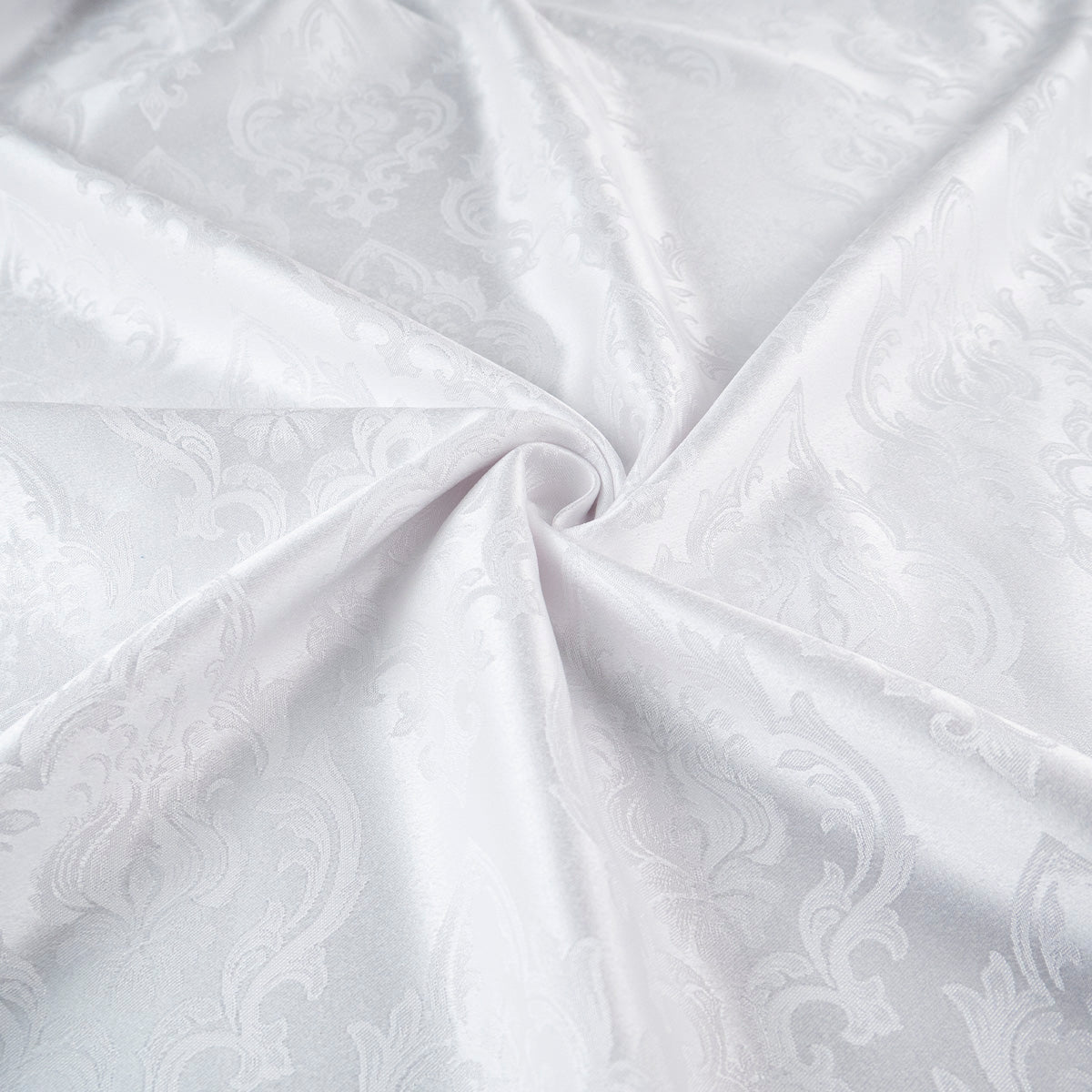 BROCATO BLANCO BRILLANTE CON ARABESCOS