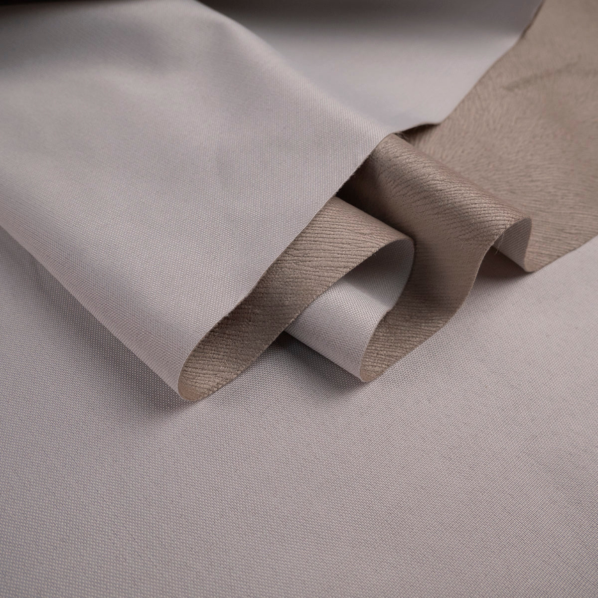 SUECIA ATIGRADO BEIGE GUIJARRO OSCURO