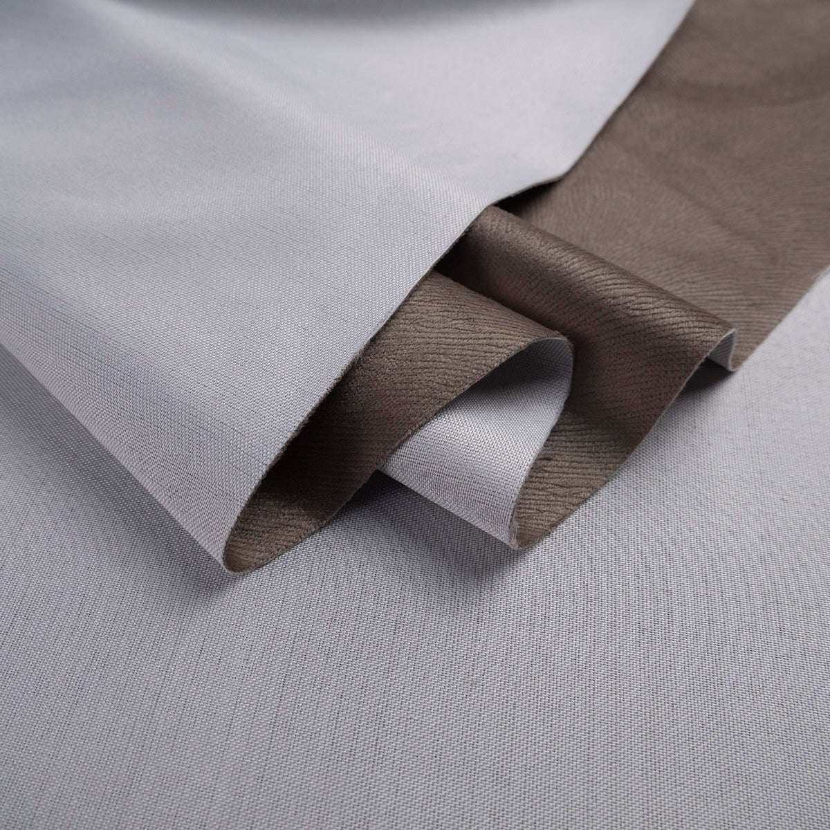 SUECIA ATIGRADO BEIGE COVERT