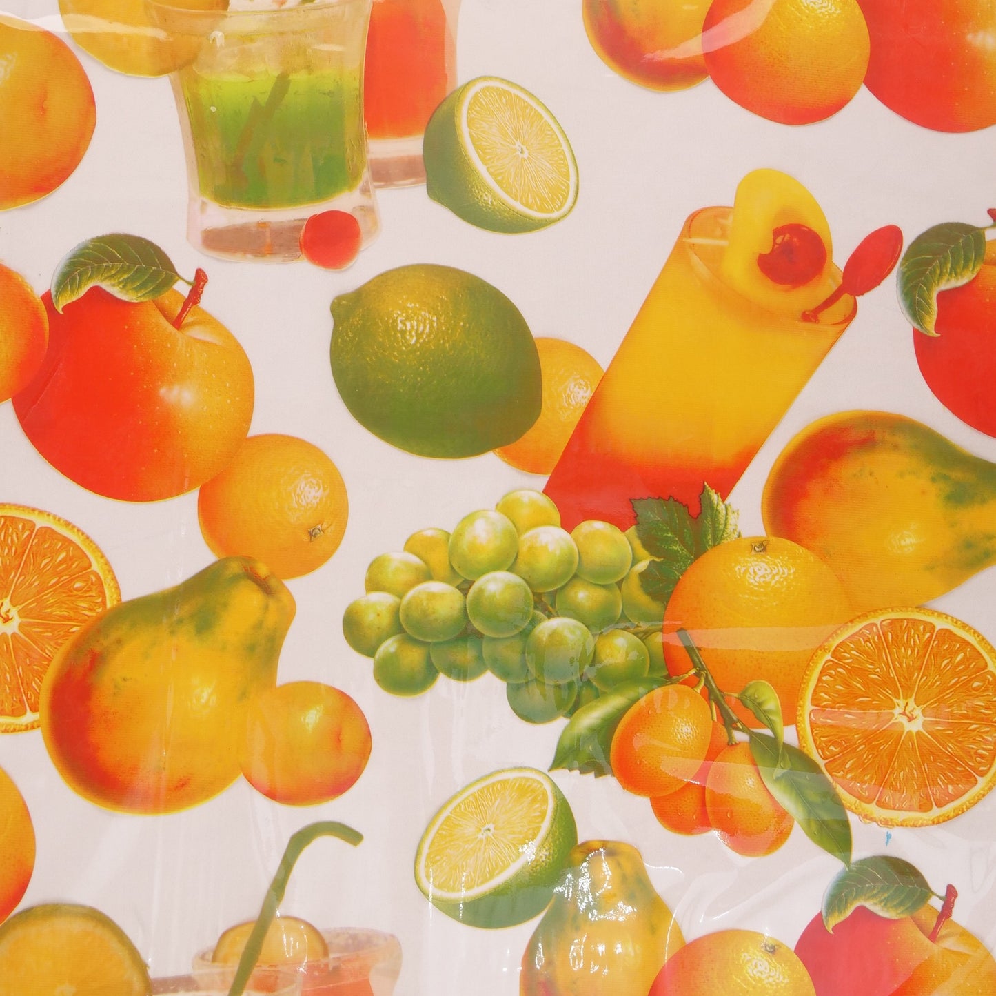 PVC ESTAMPADO VERDE VIBRANTE FRUTAL