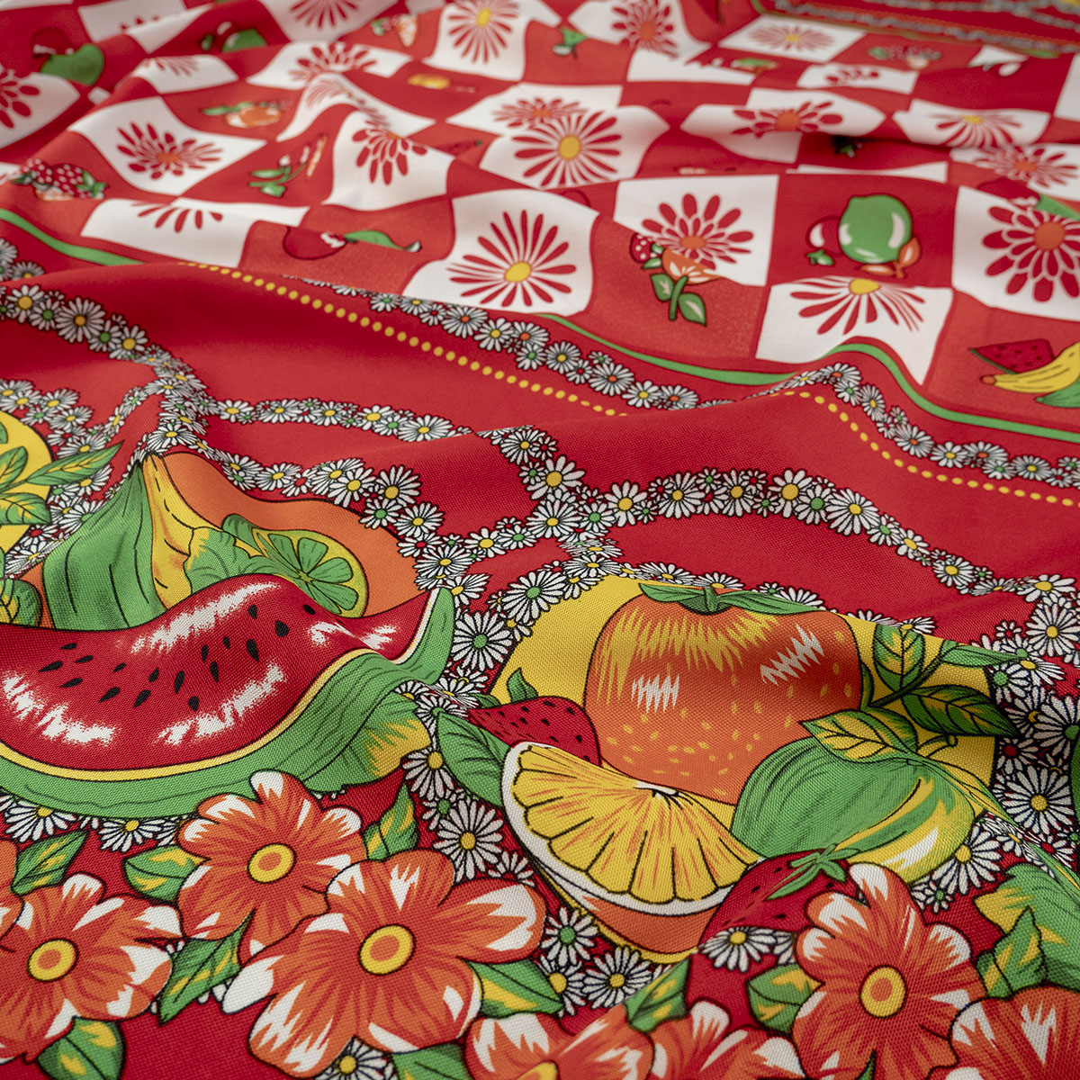 MANTELERIA ESTAMPADA ROJO MARTE CUADRITOS Y FRUTAS