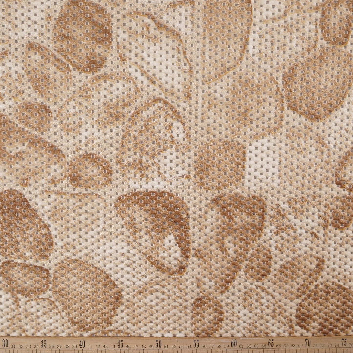 ALFOMBRA ANTIDESLIZANTE ESTAMPADO BEIGE TRIGO PATRON DE PIEDRAS DE RIO