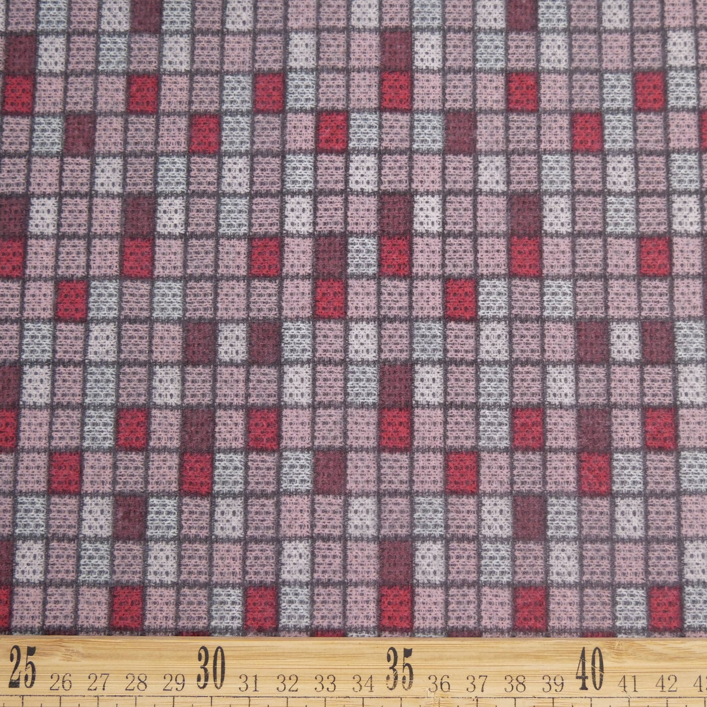 ALFOMBRA FELPA ESTAMPADO BORDO PERSA DISEÑO DE CUADROS GEOMETRICOS