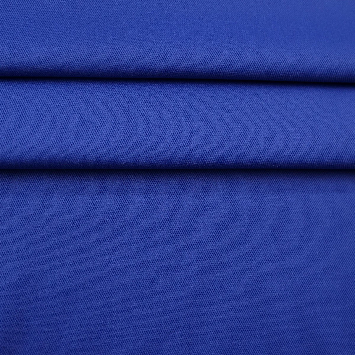 GABARDINA LISO AZUL MAZARINE