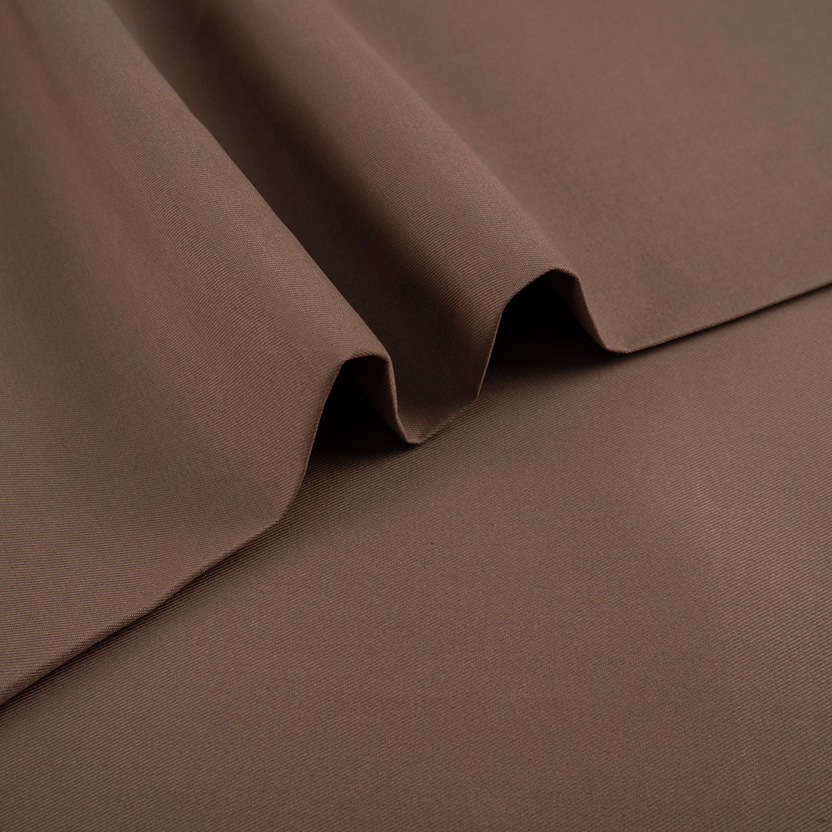 GABARDINA LISO MARRON BROWNIE