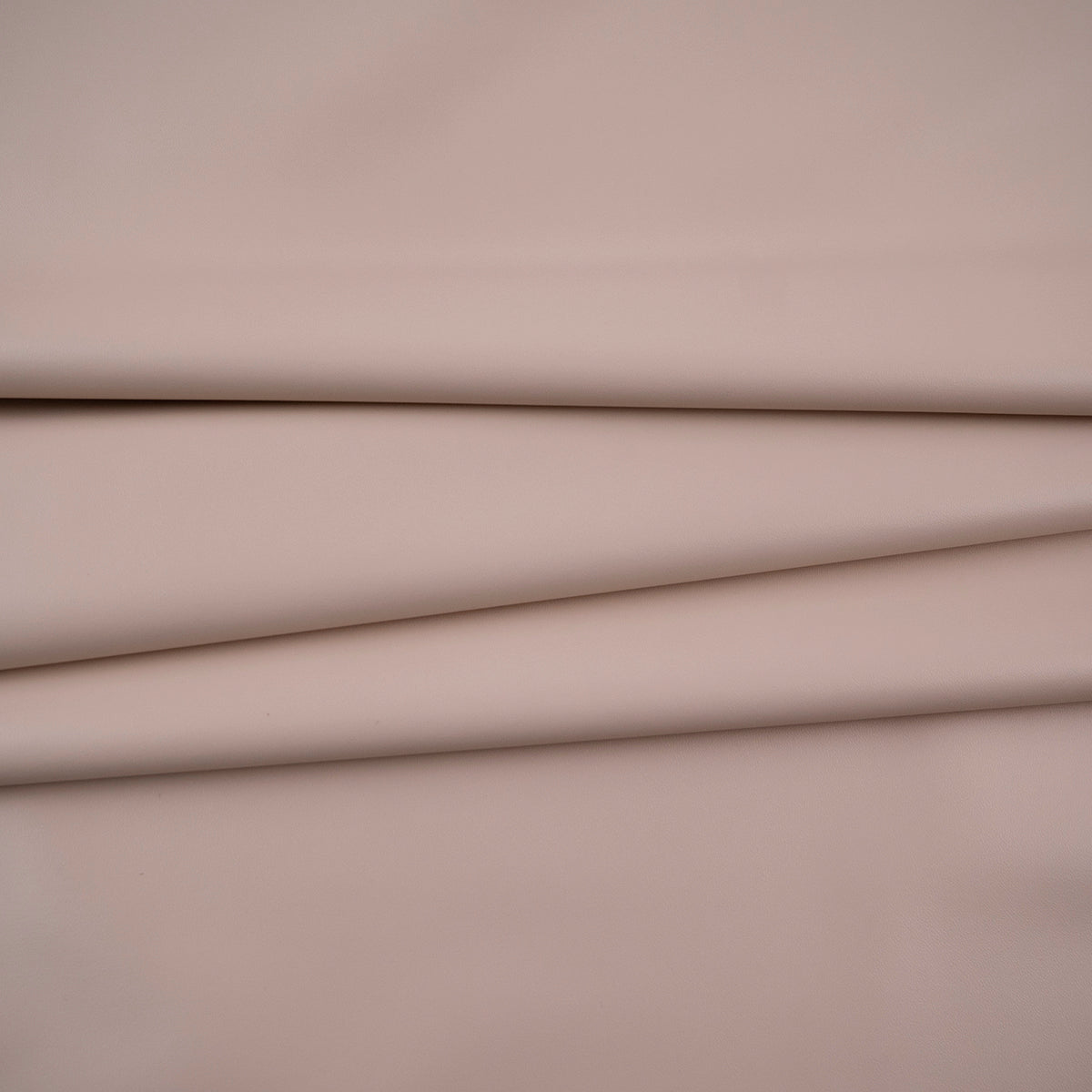 ECO CUERO BEIGE ARENA MOVEDIZA