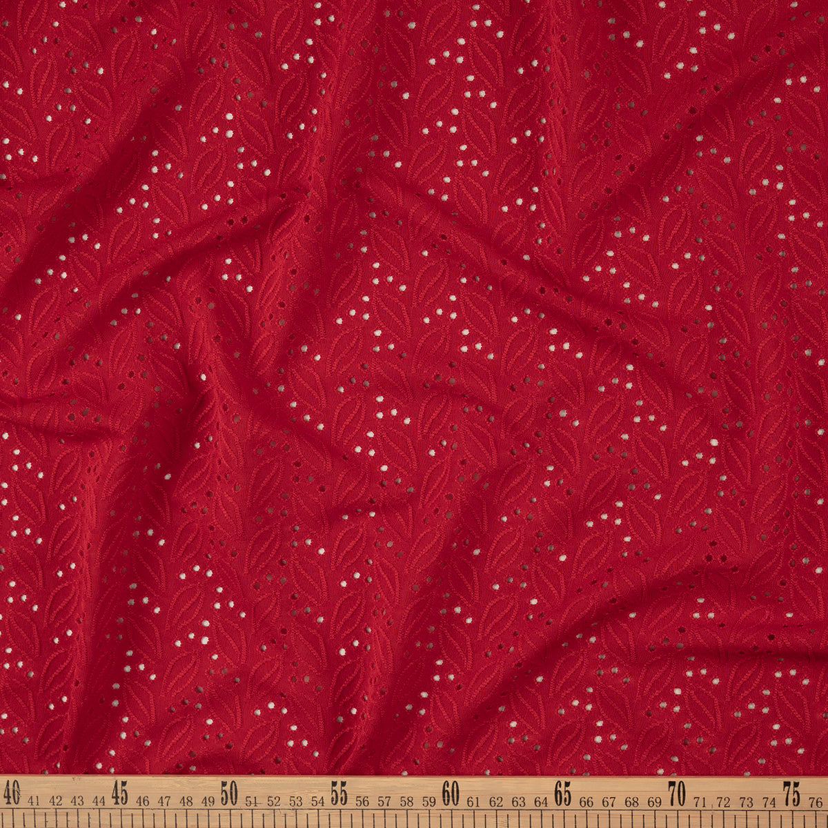 BRODERIE SPANDEX ROJO MARTE HOJAS