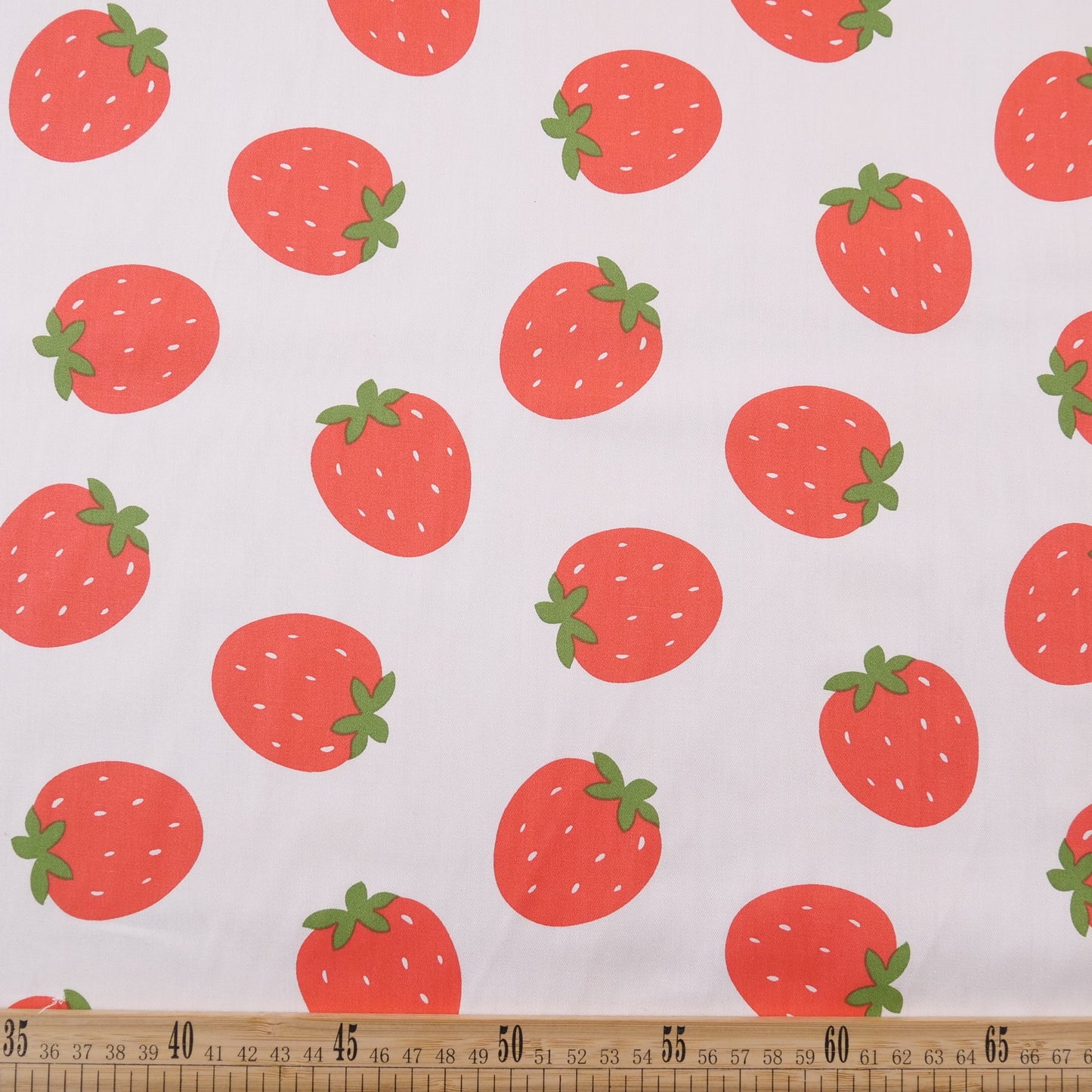 DRIL DACA ESTAMPADO BLANCO BRILLANTE FRUTILLA