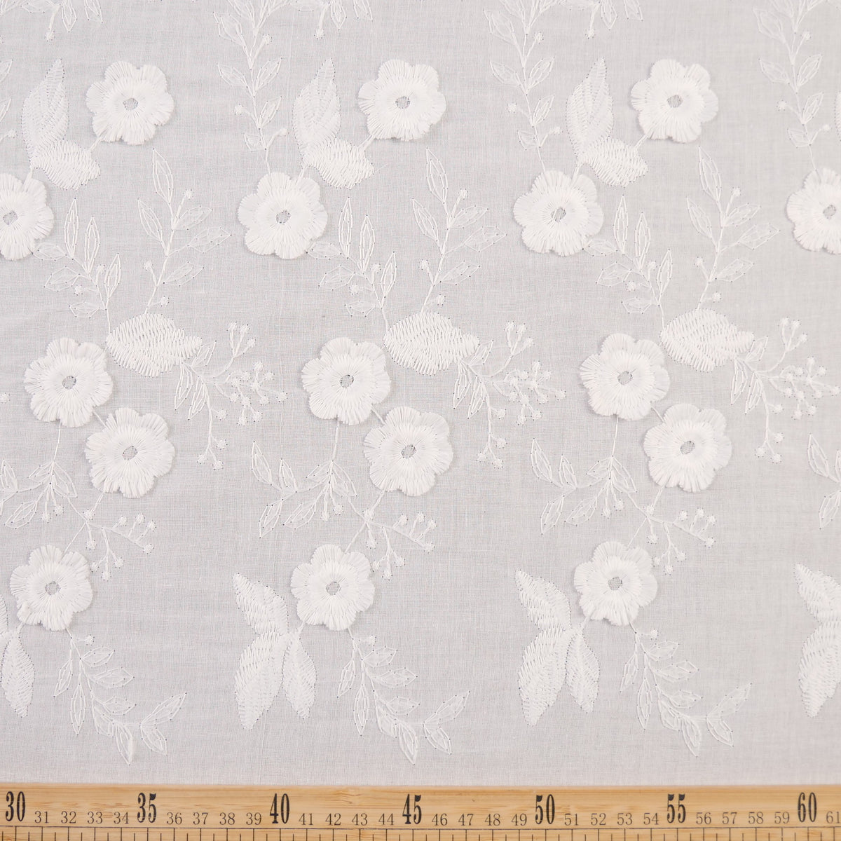 BRODERIE ROMA BLANCO BRILLANTE CON FLORES 3D
