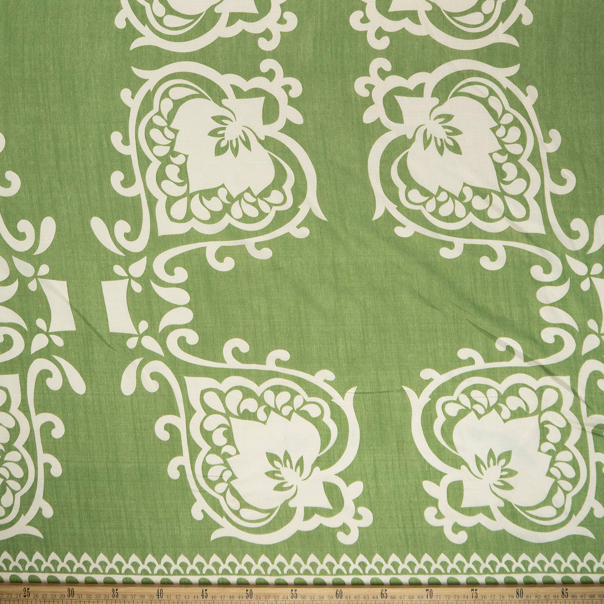 POPELINA RANY ESTAMPADO BLANCO MALVAVISCO ARABESCOS