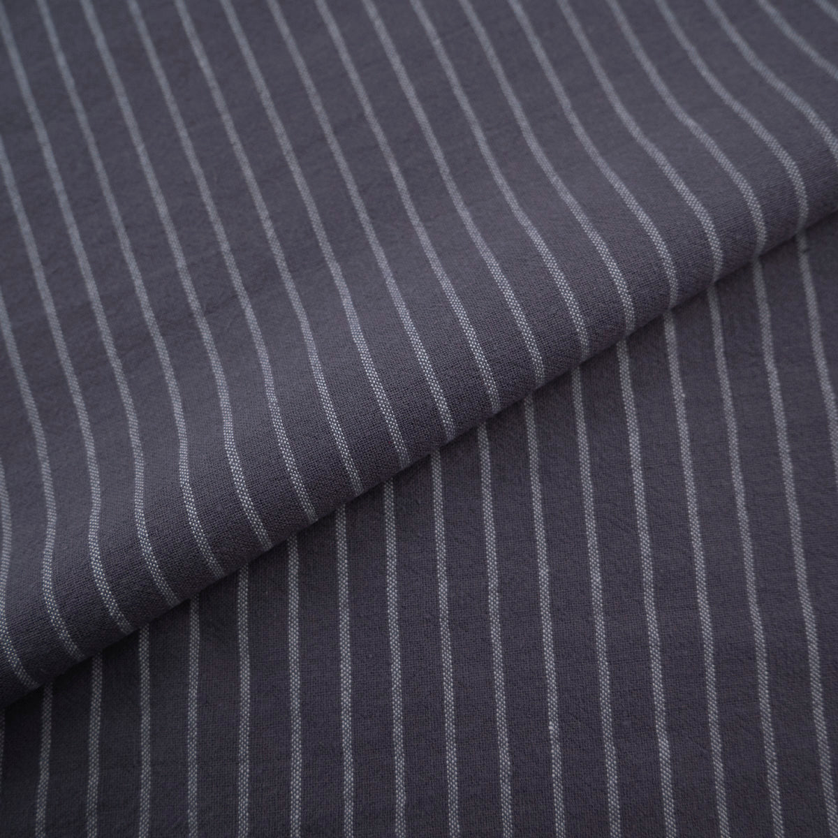 TUSSOR RAYAS GRIS METAL OSCURO