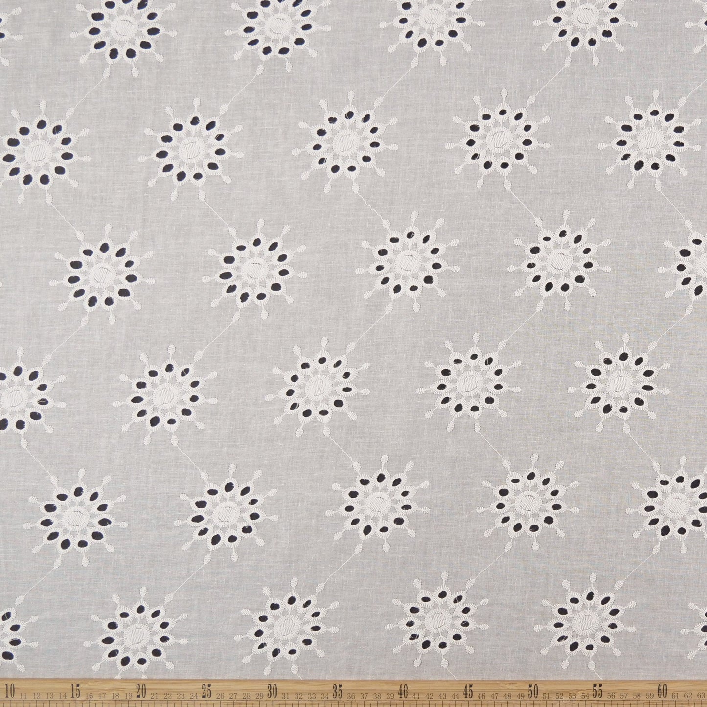 BRODERIE ESPANHOL BLANCO BRILLANTE