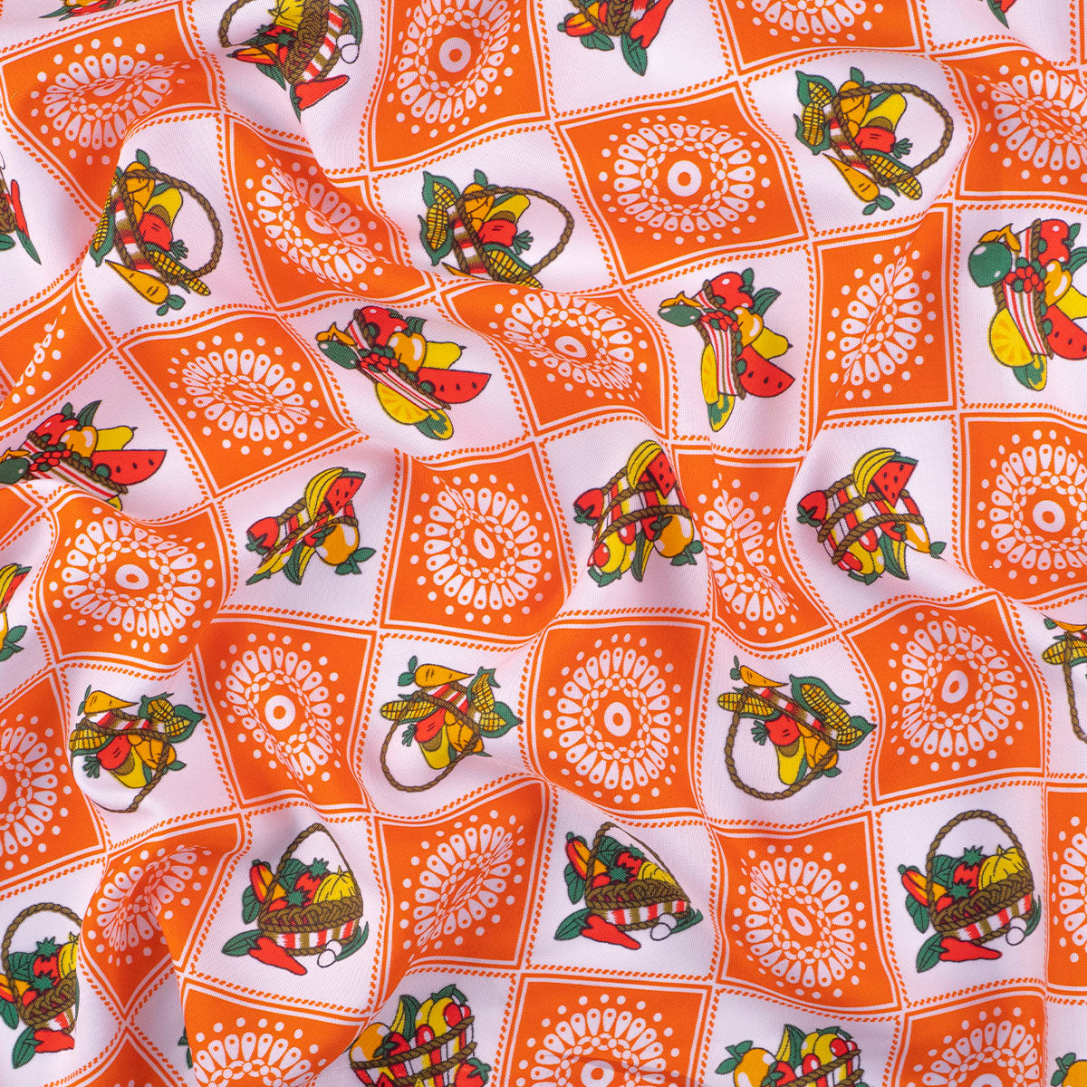 MANTELERIA ESTAMPADA NARANJA CUADRITOS CON FRUTAS