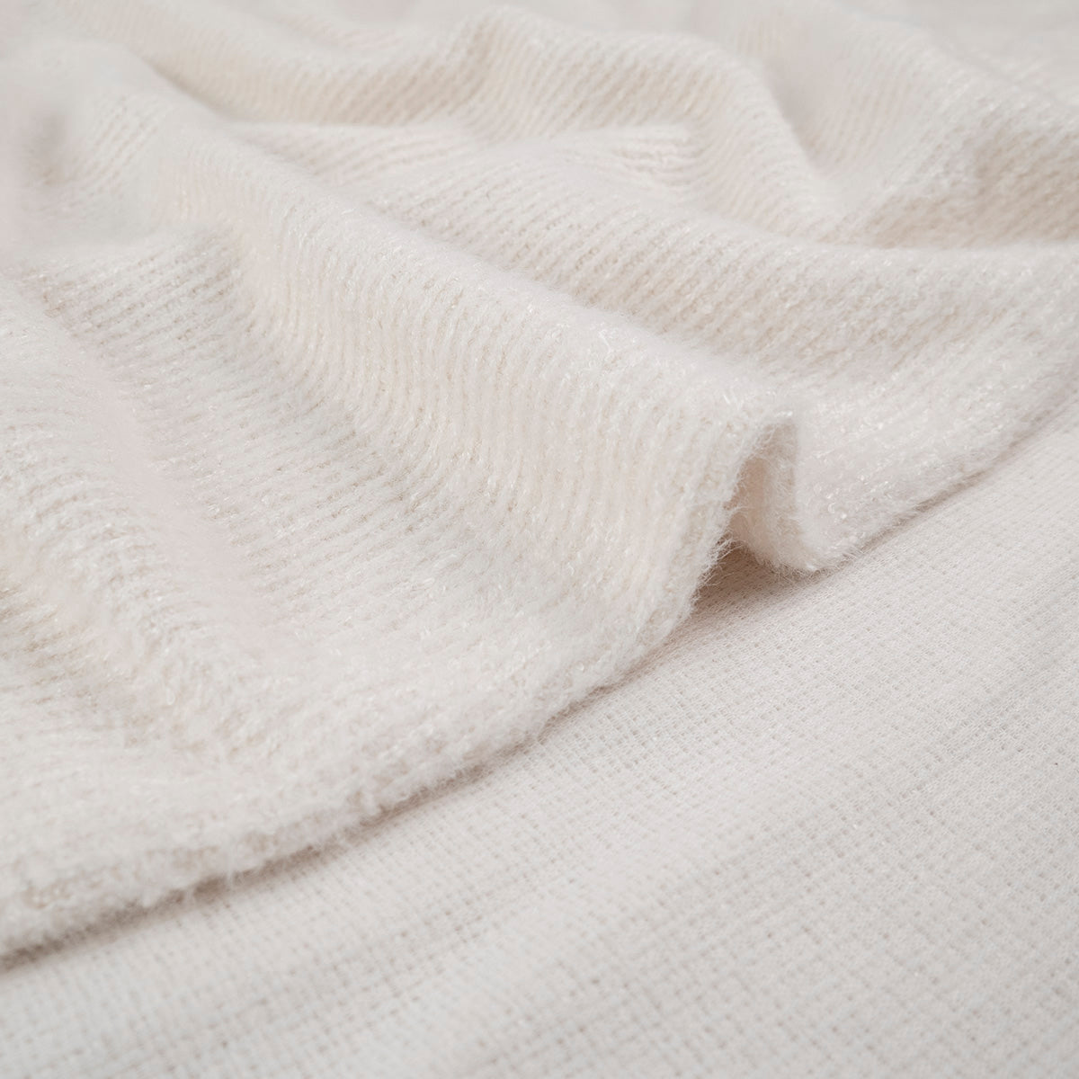PIEL MONO BLANCO BRILLANTE