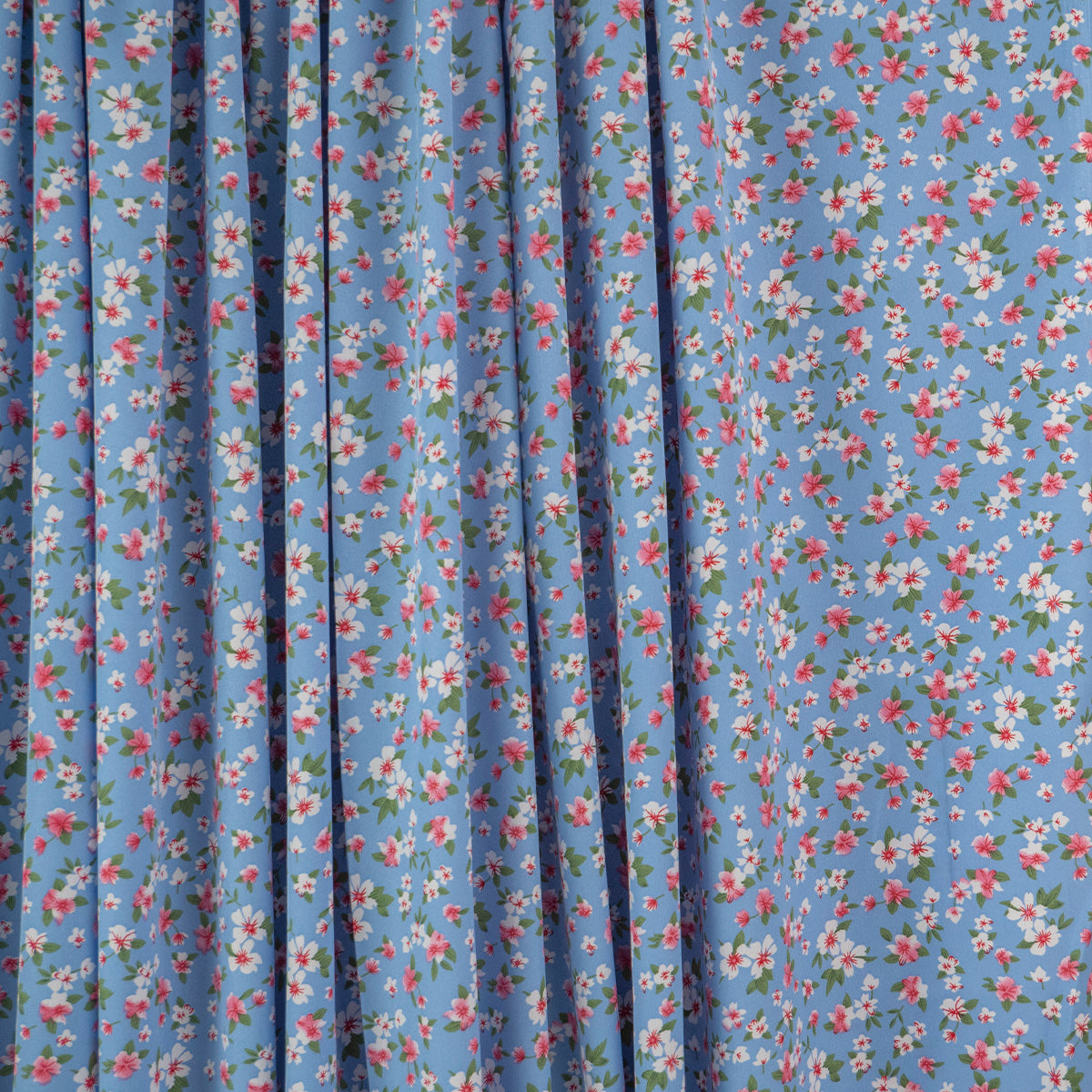 MICRO FOURWAY ESTAMPADO AZUL ULTRAMARINO CON FLORES PEQUEÑAS ROJAS Y B ...